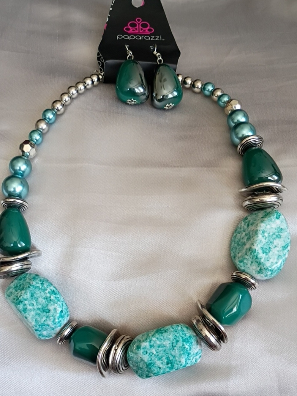 Paparazzi Teal & Emerald Beaded Statement Necklace Set